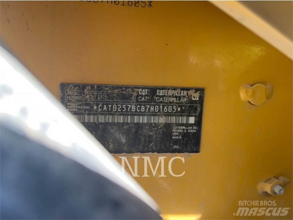 CAT 257B3 Ładowarki burtowe