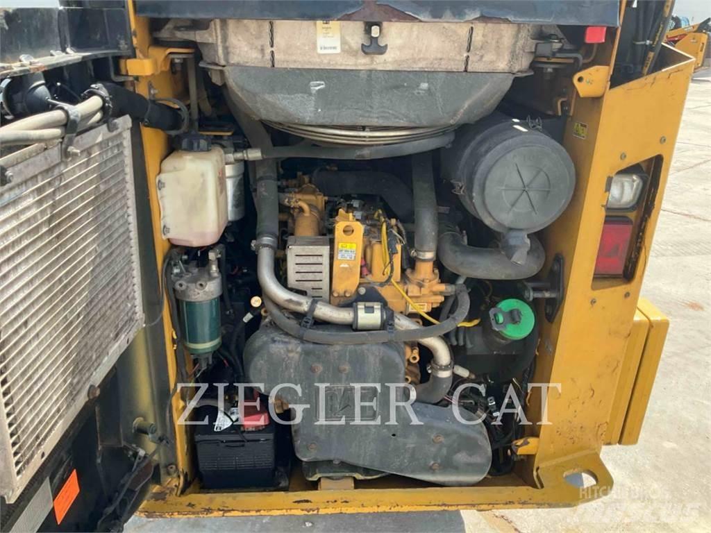 CAT 257D Ładowarki gąsienicowe