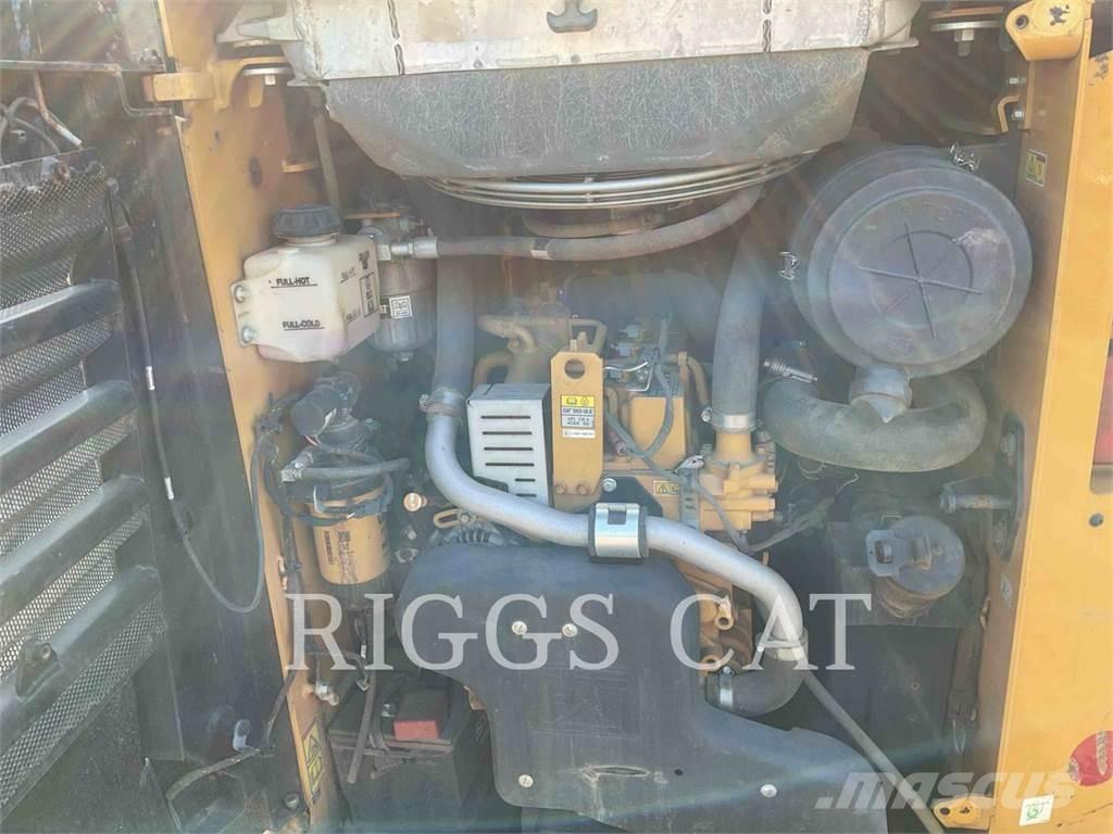 CAT 259D Ładowarki burtowe