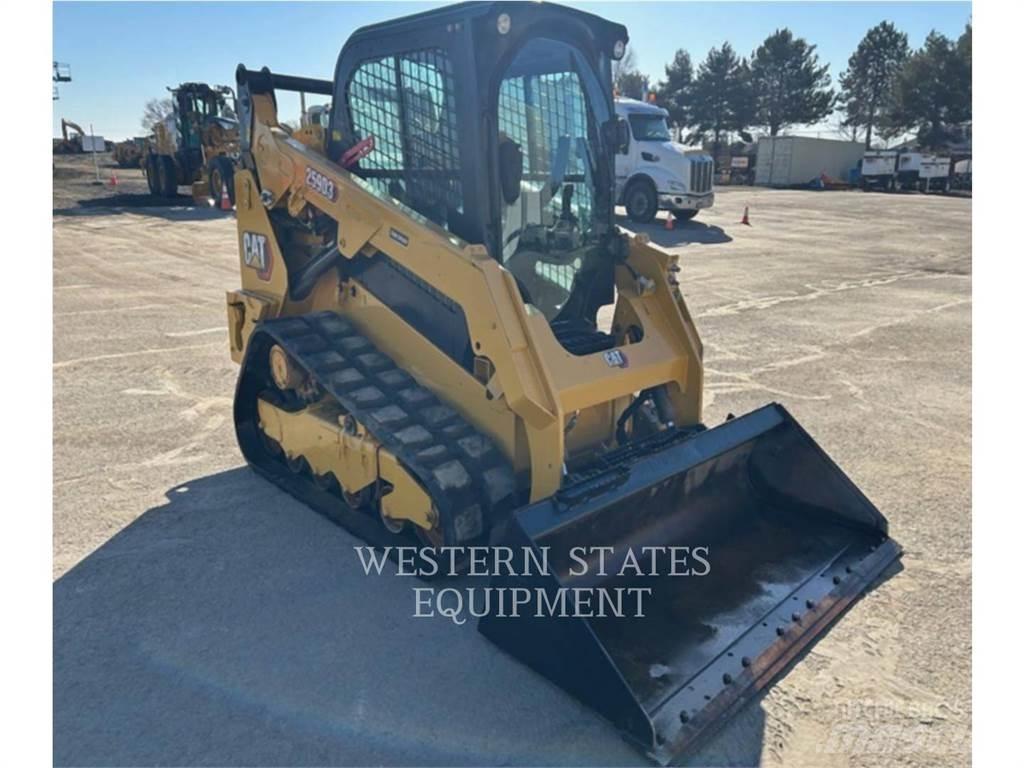 CAT 259D3 Ładowarki burtowe