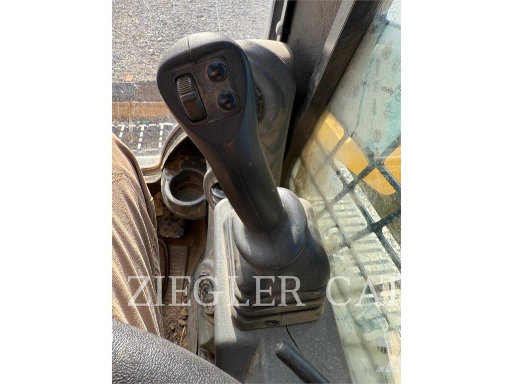 CAT 259D3 Ładowarki gąsienicowe