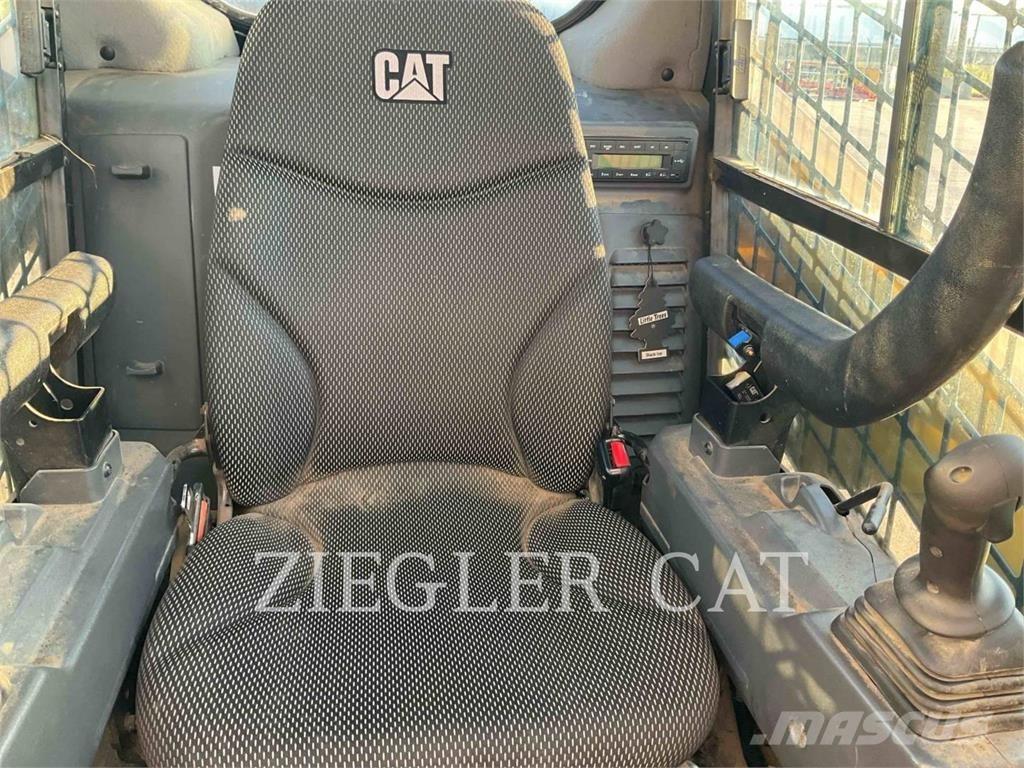 CAT 259D3 Ładowarki gąsienicowe