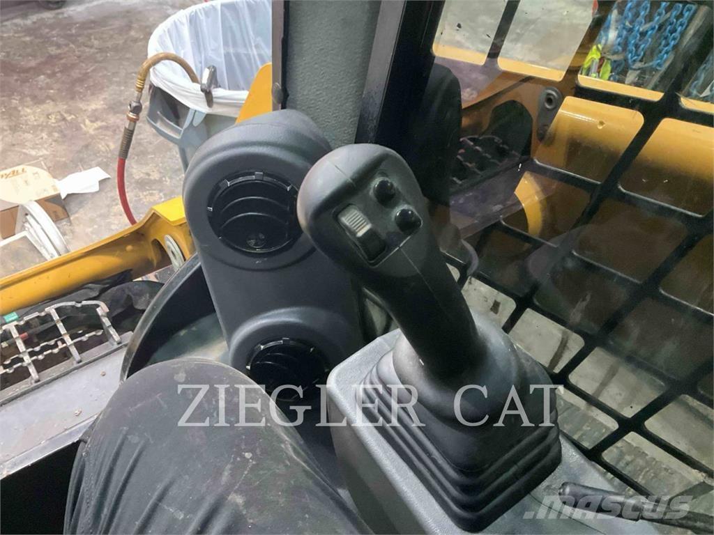 CAT 259D3 Ładowarki gąsienicowe