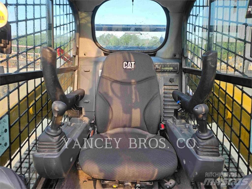 CAT 259D3 HF Ładowarki burtowe