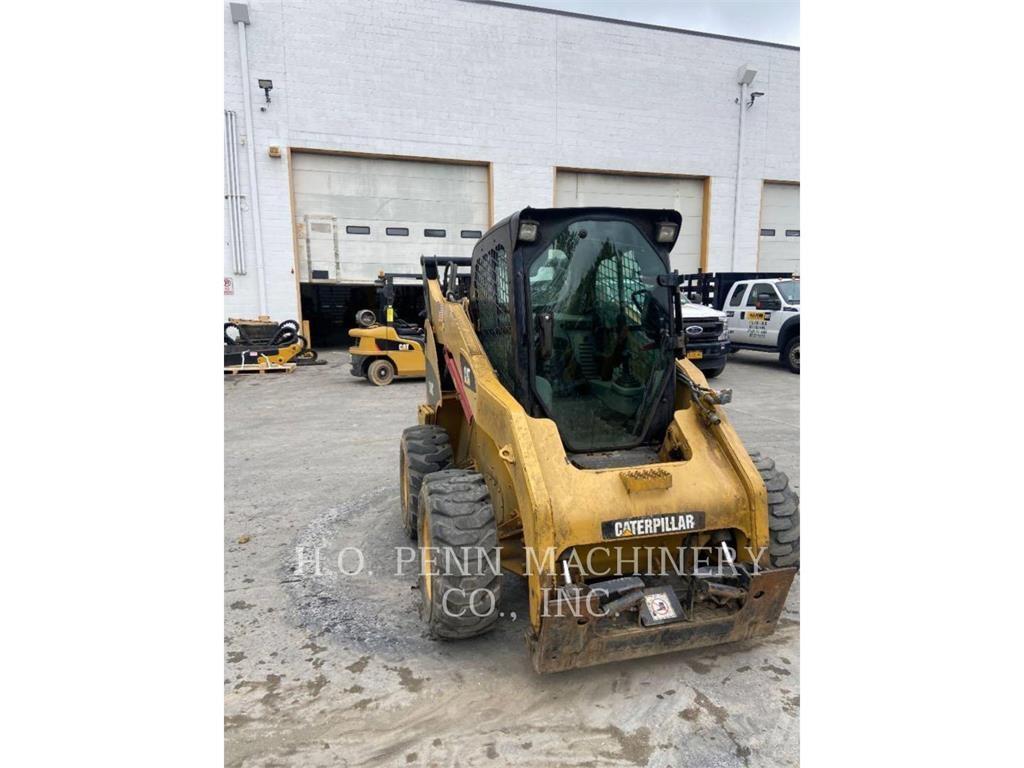 CAT 262 C Ładowarki burtowe