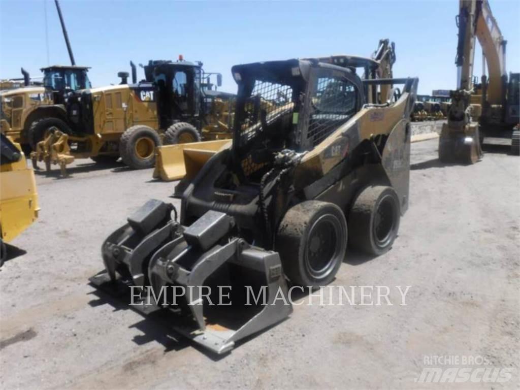 CAT 262C XPS Ładowarki burtowe