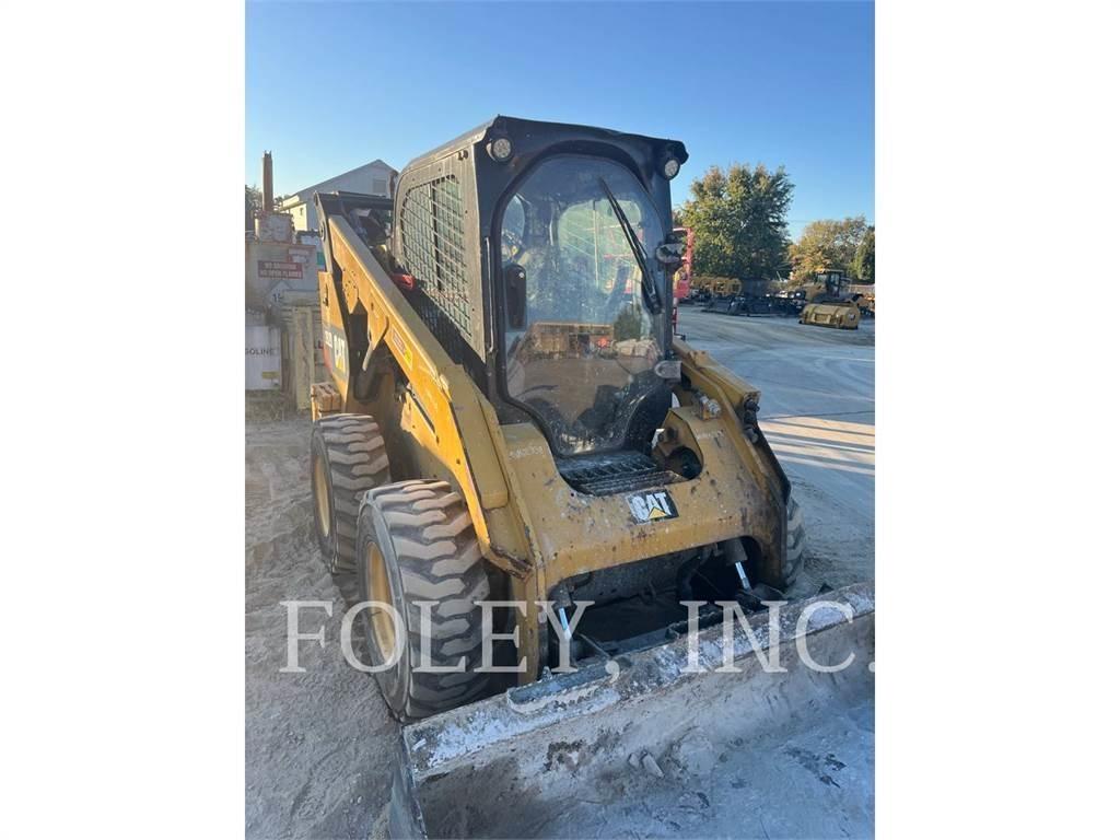 CAT 262D Ładowarki burtowe