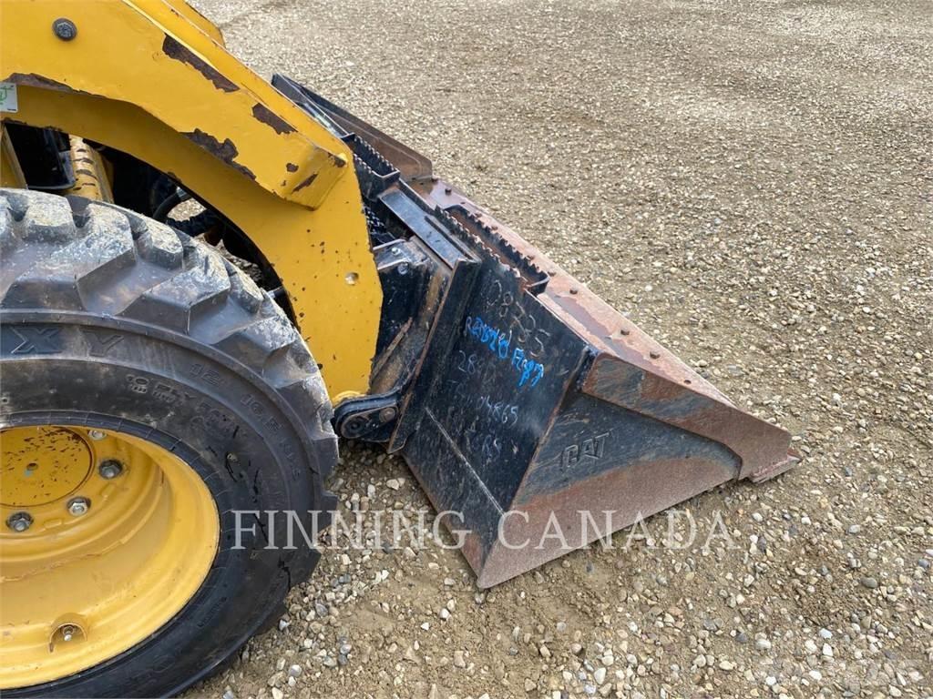 CAT 262D Ładowarki burtowe