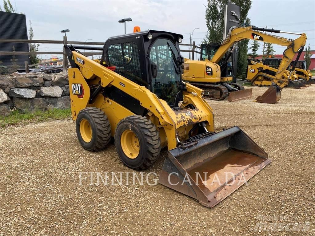 CAT 262D Ładowarki burtowe