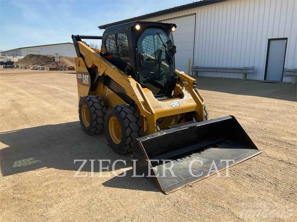 CAT 262D Ładowarki burtowe