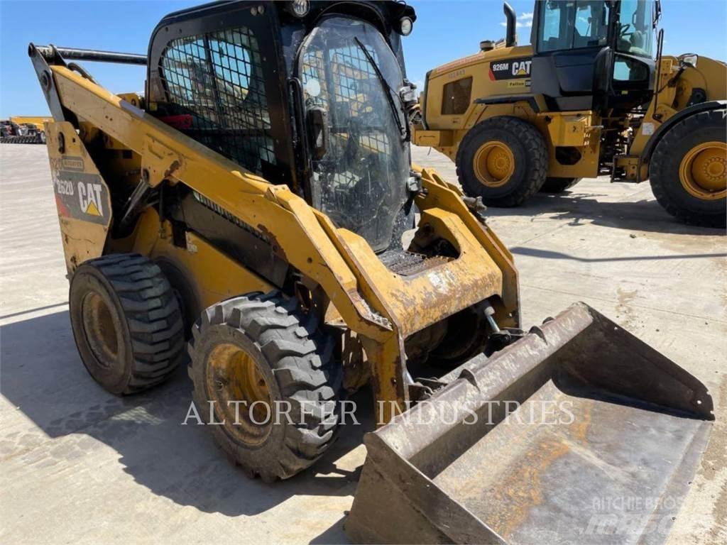 CAT 262D Ładowarki burtowe
