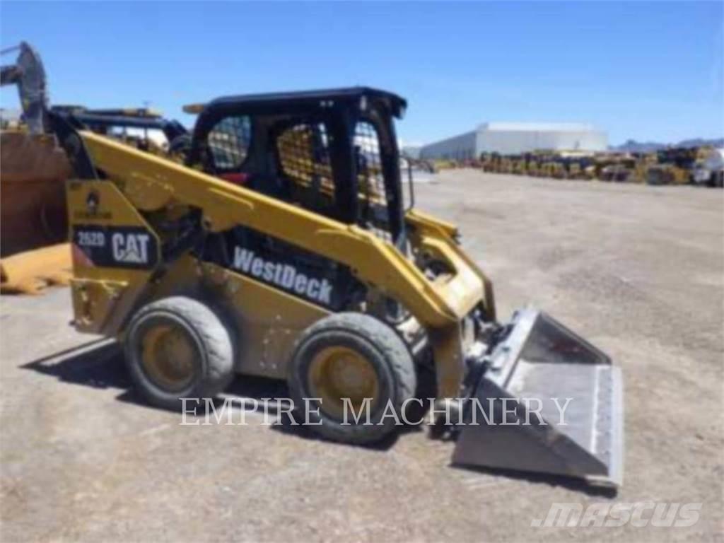 CAT 262D Ładowarki burtowe