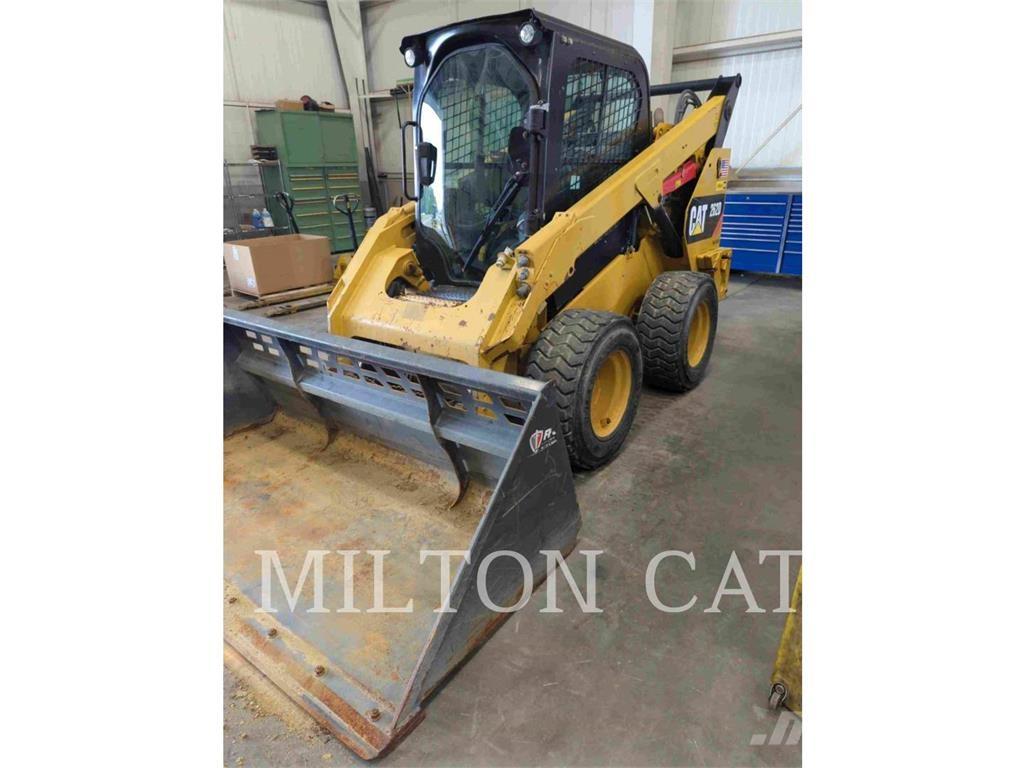 CAT 262D Ładowarki burtowe