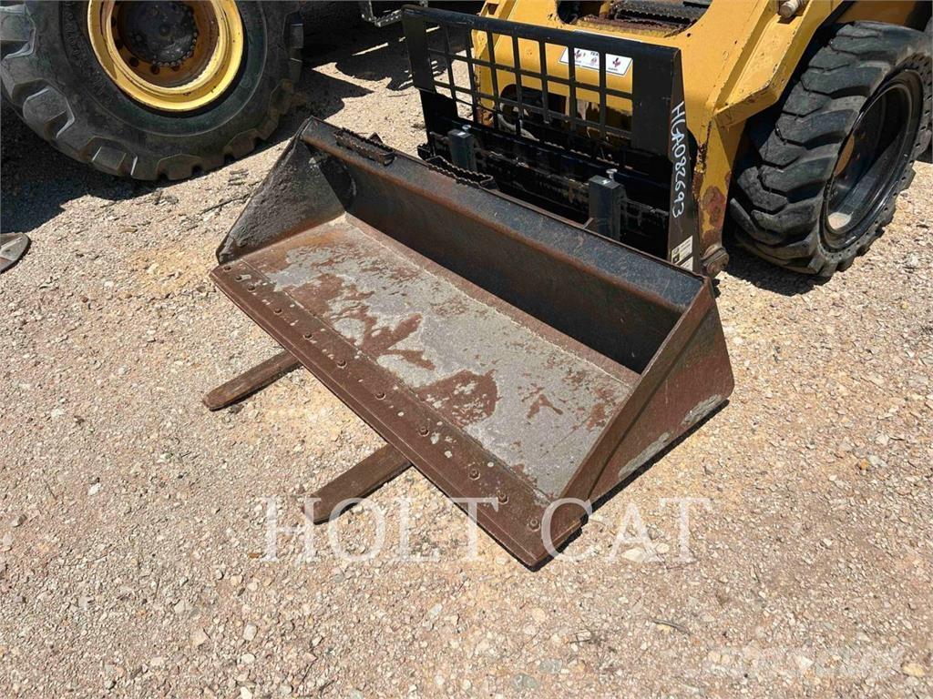 CAT 262D Ładowarki burtowe