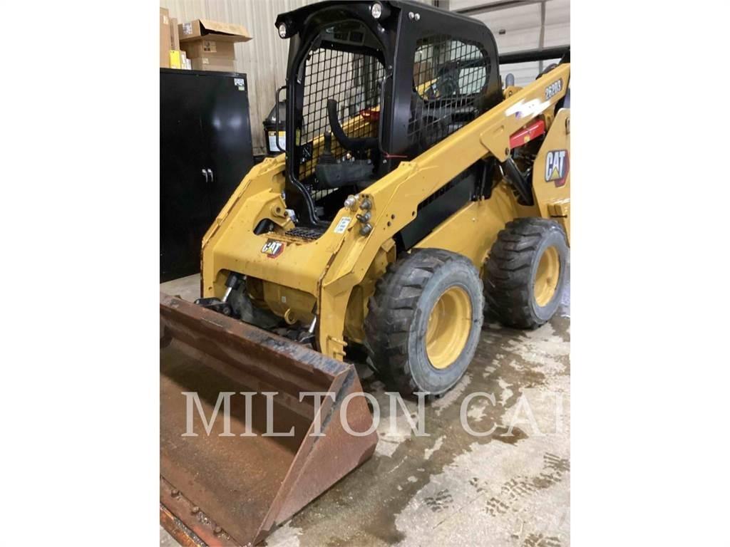 CAT 262D 3 Ładowarki burtowe
