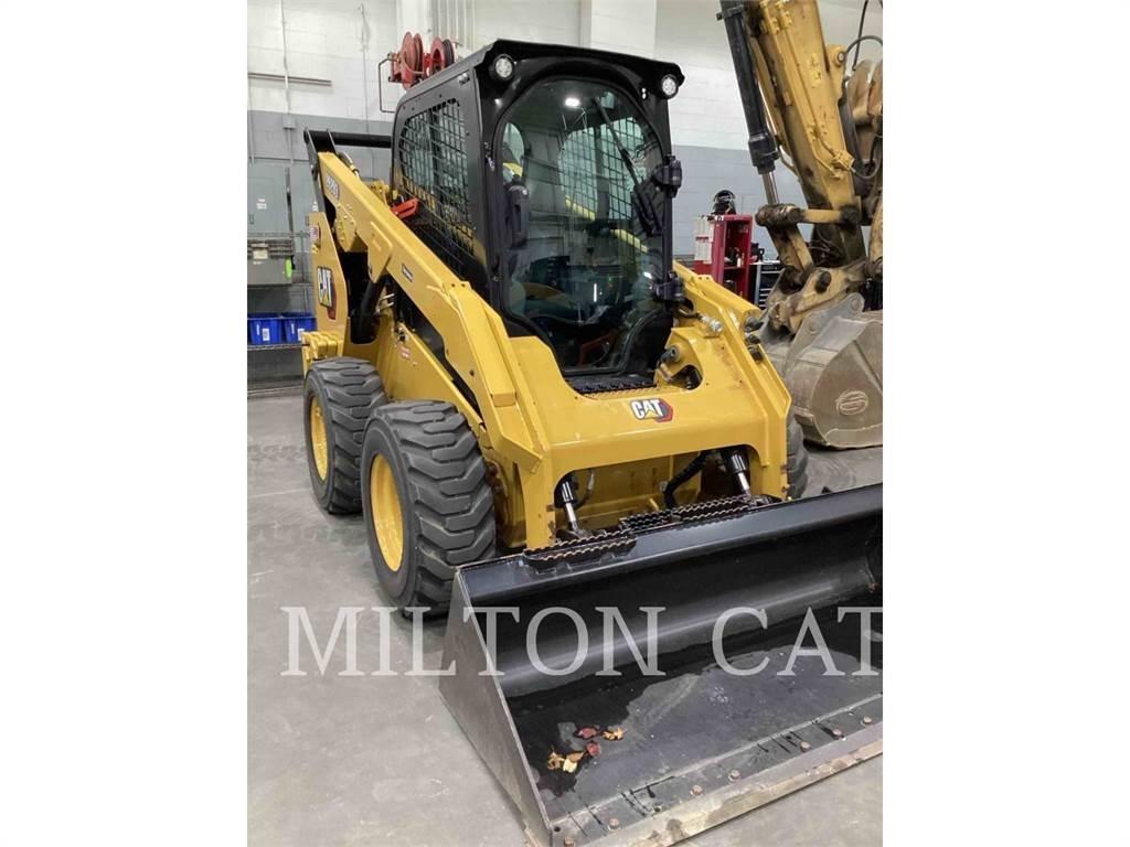 CAT 262D 3 Ładowarki burtowe