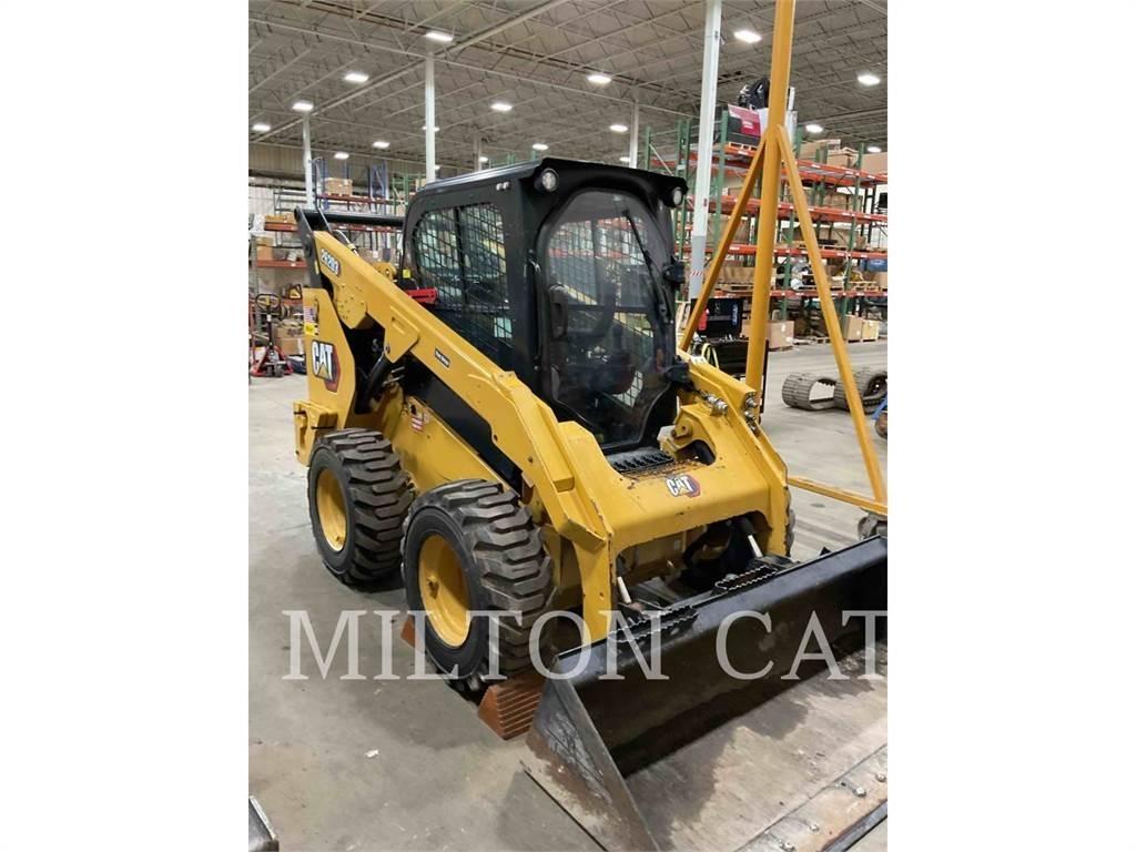 CAT 262D 3 Ładowarki burtowe