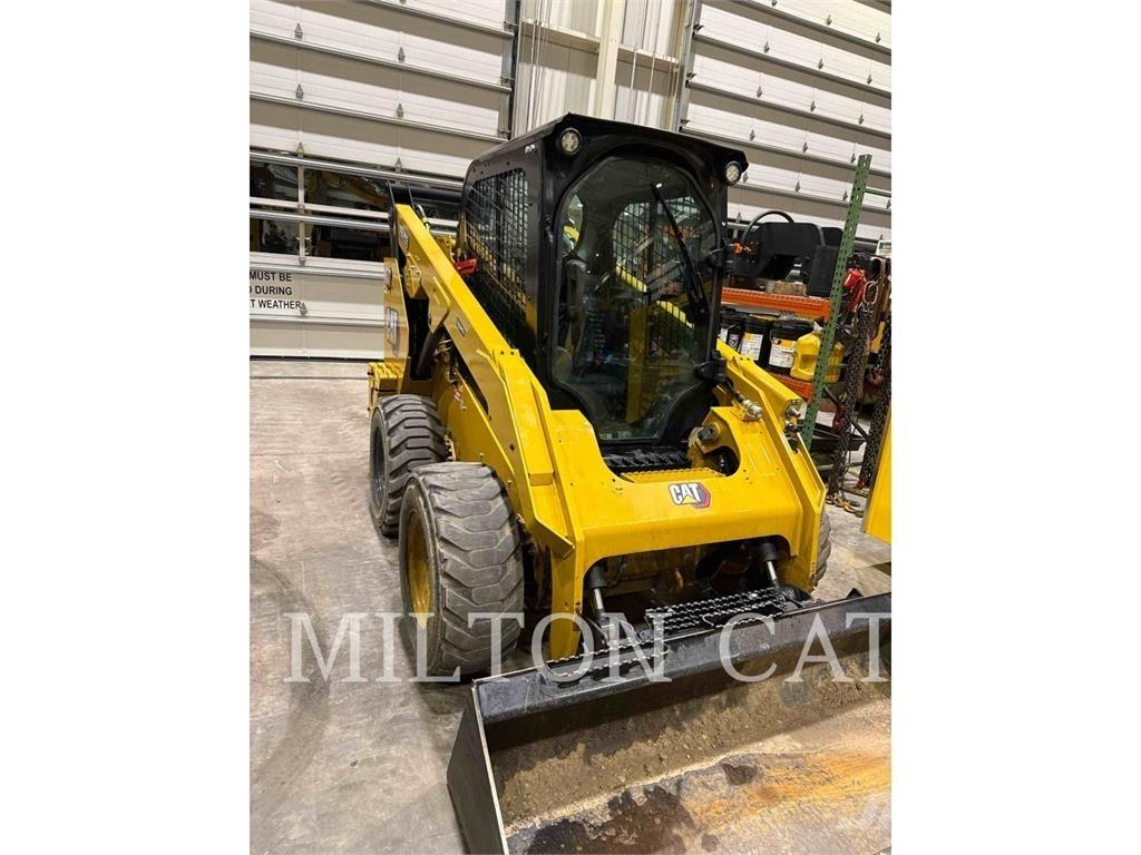 CAT 262D 3 Ładowarki burtowe