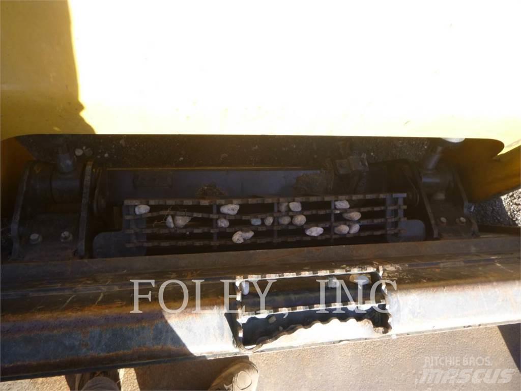 CAT 262D3 Ładowarki burtowe