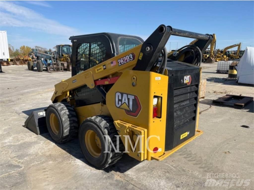 CAT 262D3 Ładowarki burtowe