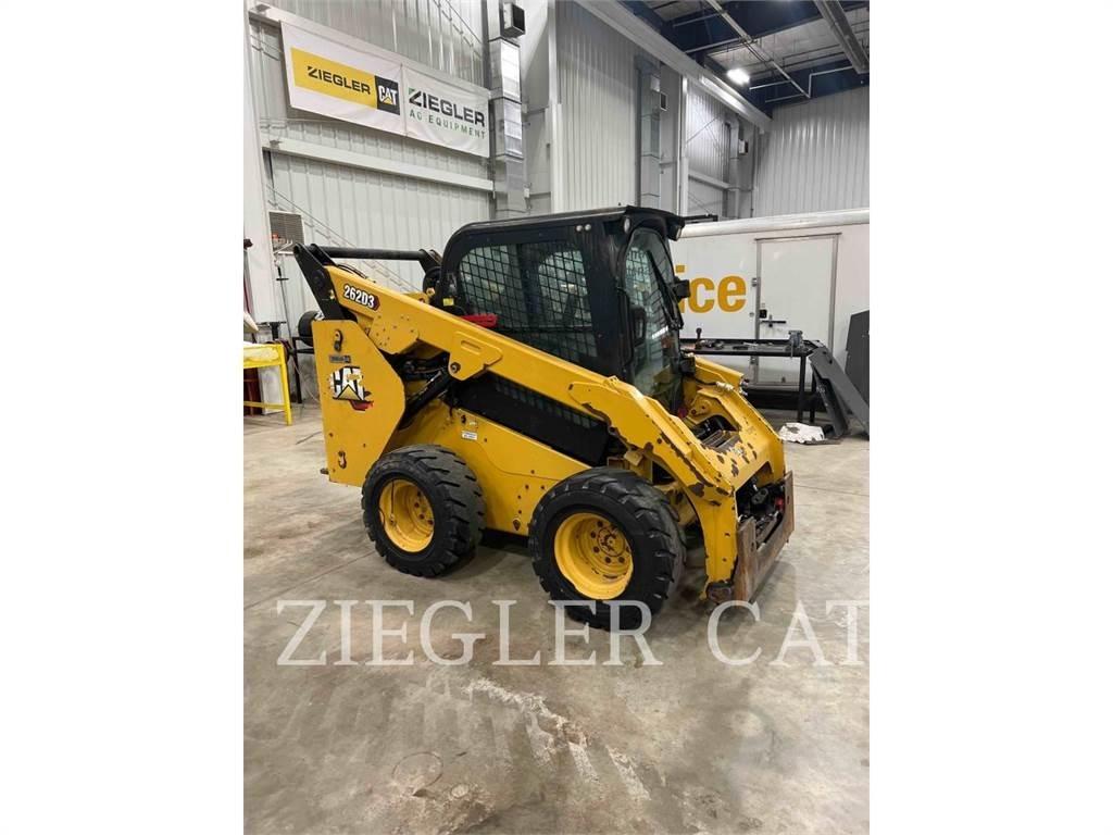 CAT 262D3 Ładowarki burtowe