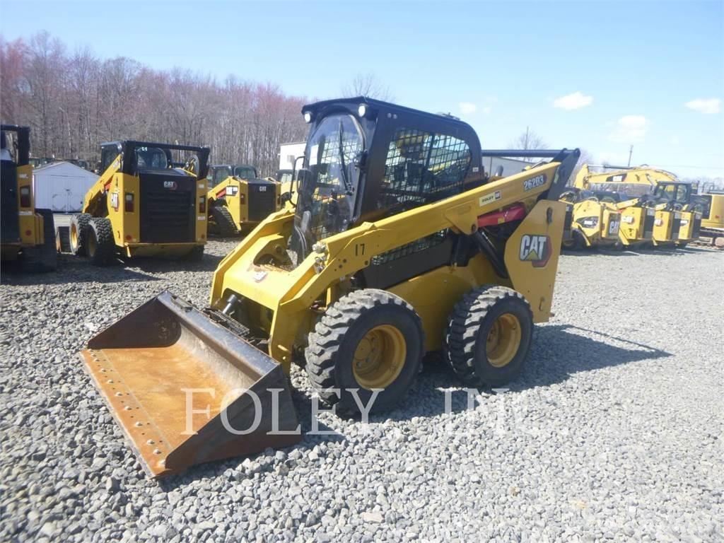 CAT 262D3 Ładowarki burtowe