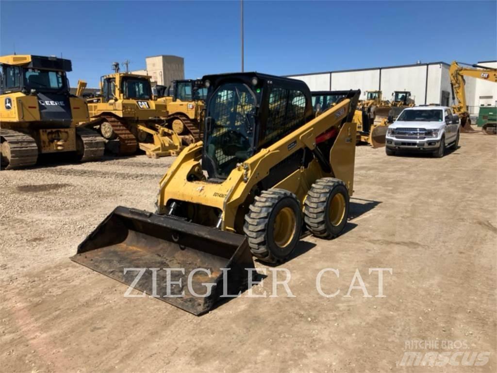 CAT 262D3 Ładowarki burtowe