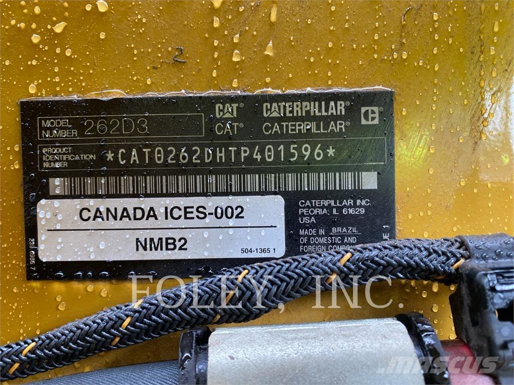 CAT 262D3 Ładowarki burtowe