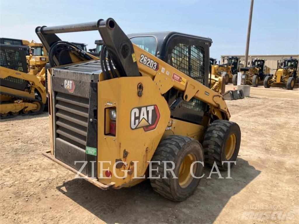 CAT 262D3 Ładowarki burtowe