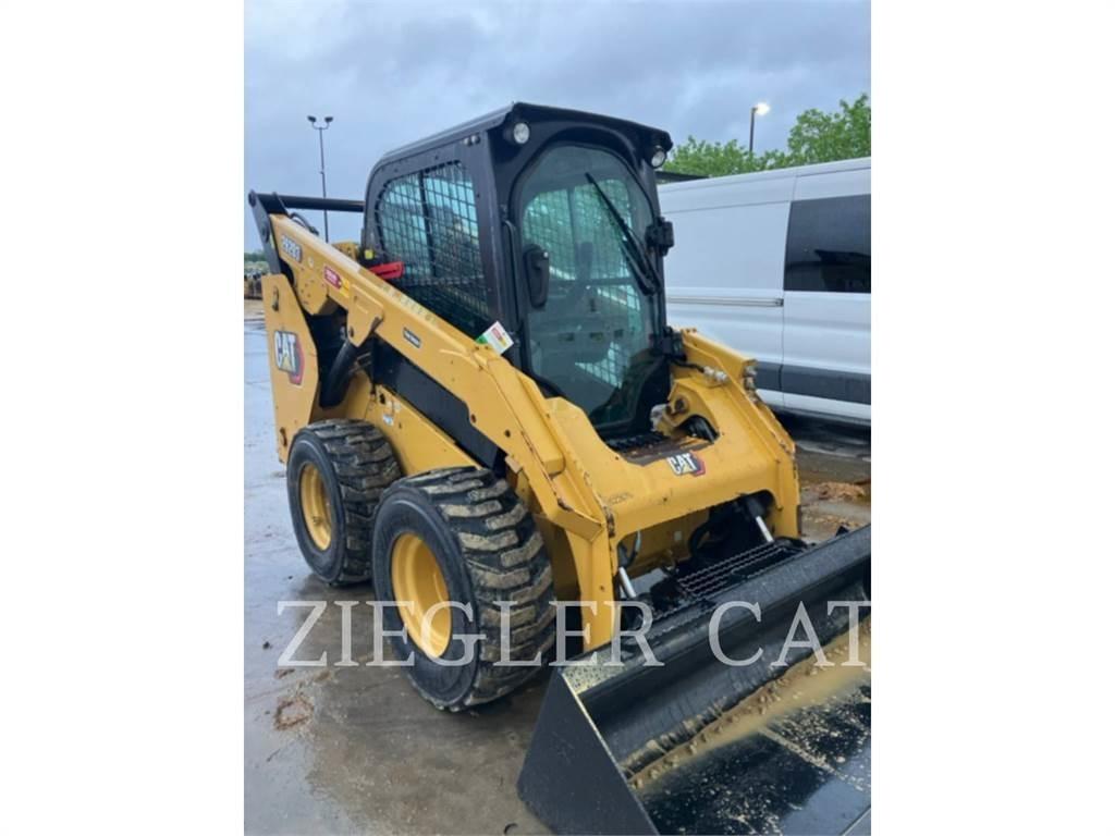 CAT 262D3 Ładowarki burtowe
