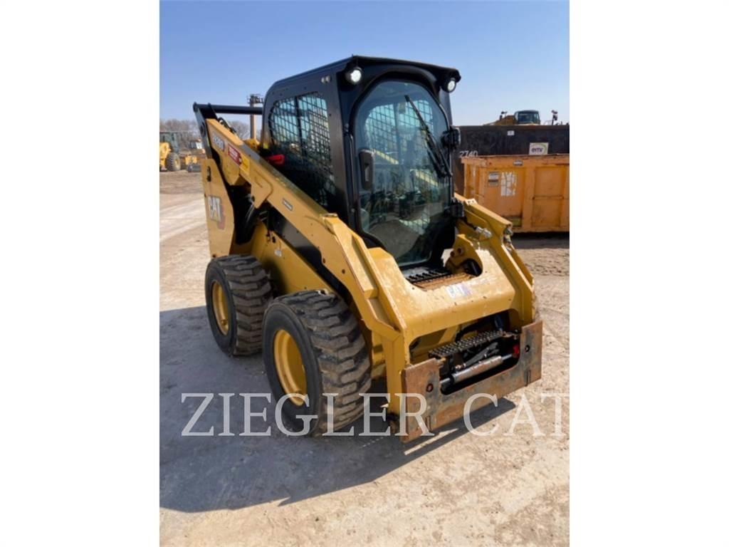 CAT 262D3 Ładowarki burtowe