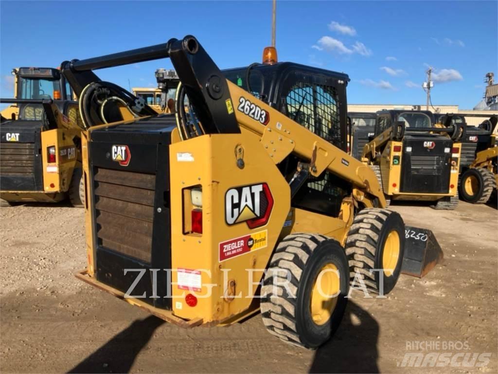 CAT 262D3 Ładowarki burtowe