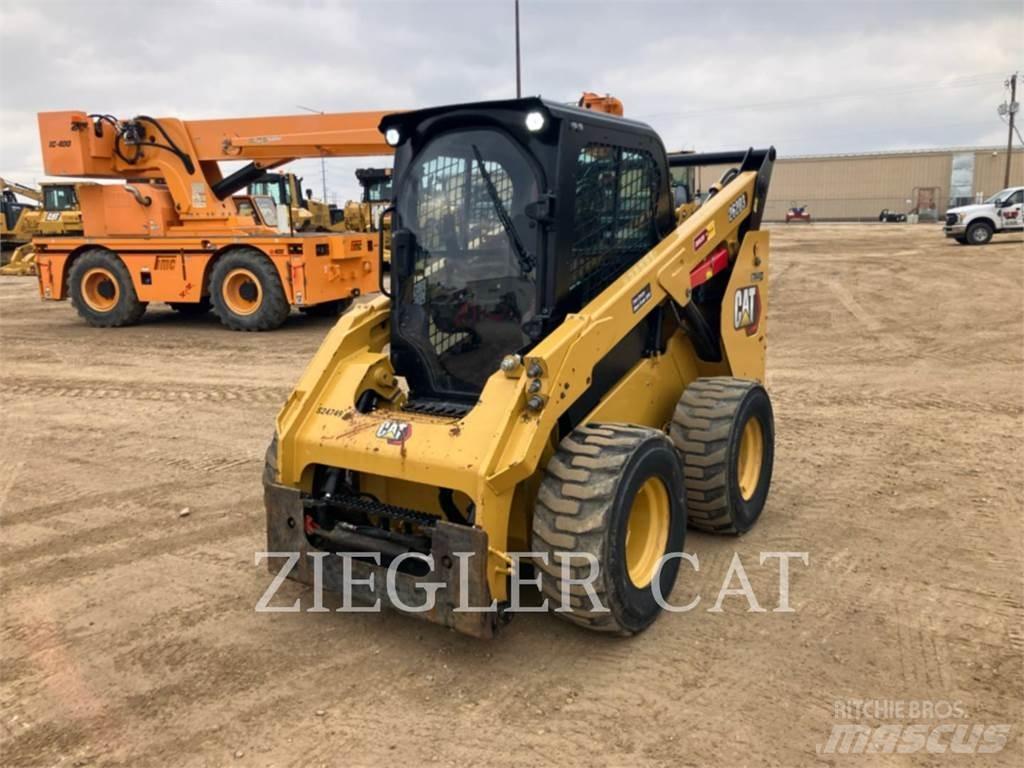 CAT 262D3 Ładowarki burtowe
