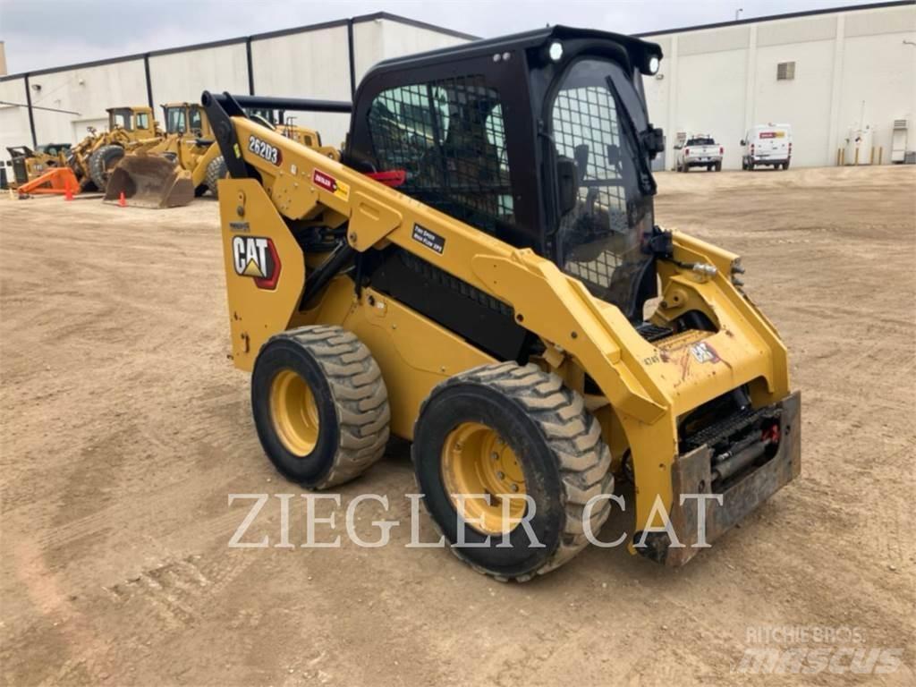 CAT 262D3 Ładowarki burtowe