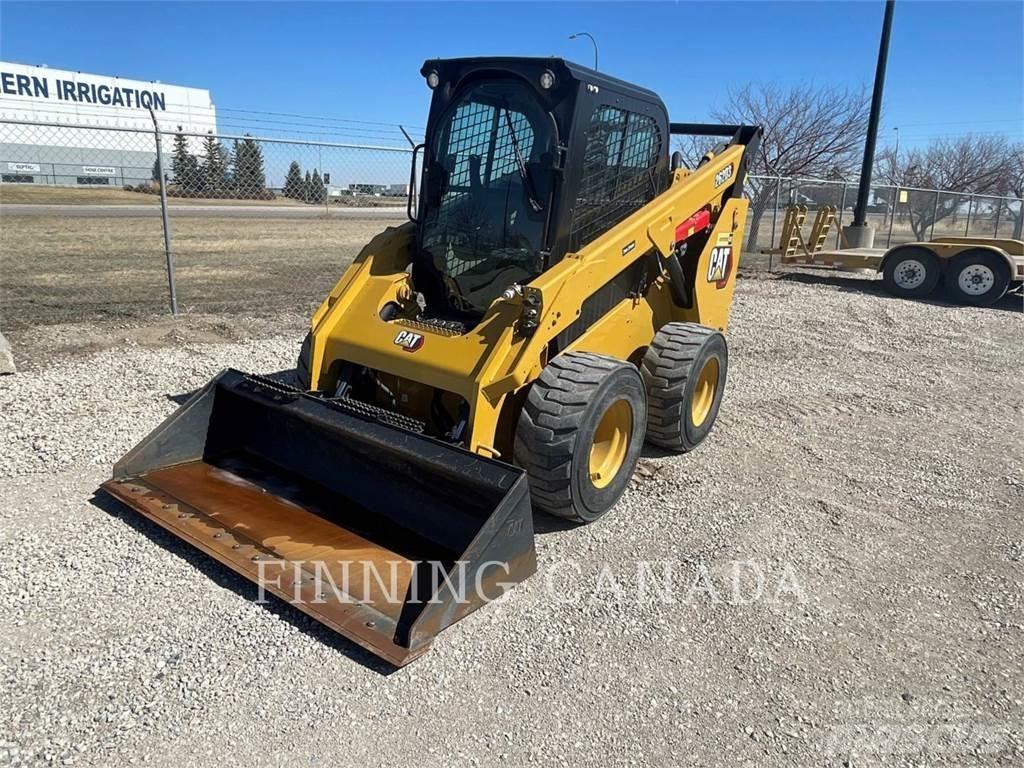 CAT 262D3 Ładowarki burtowe