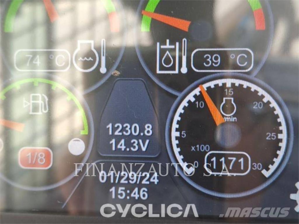 CAT 262D3 Ładowarki burtowe