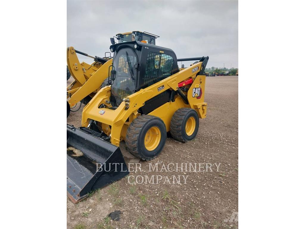 CAT 262D3 Ładowarki burtowe