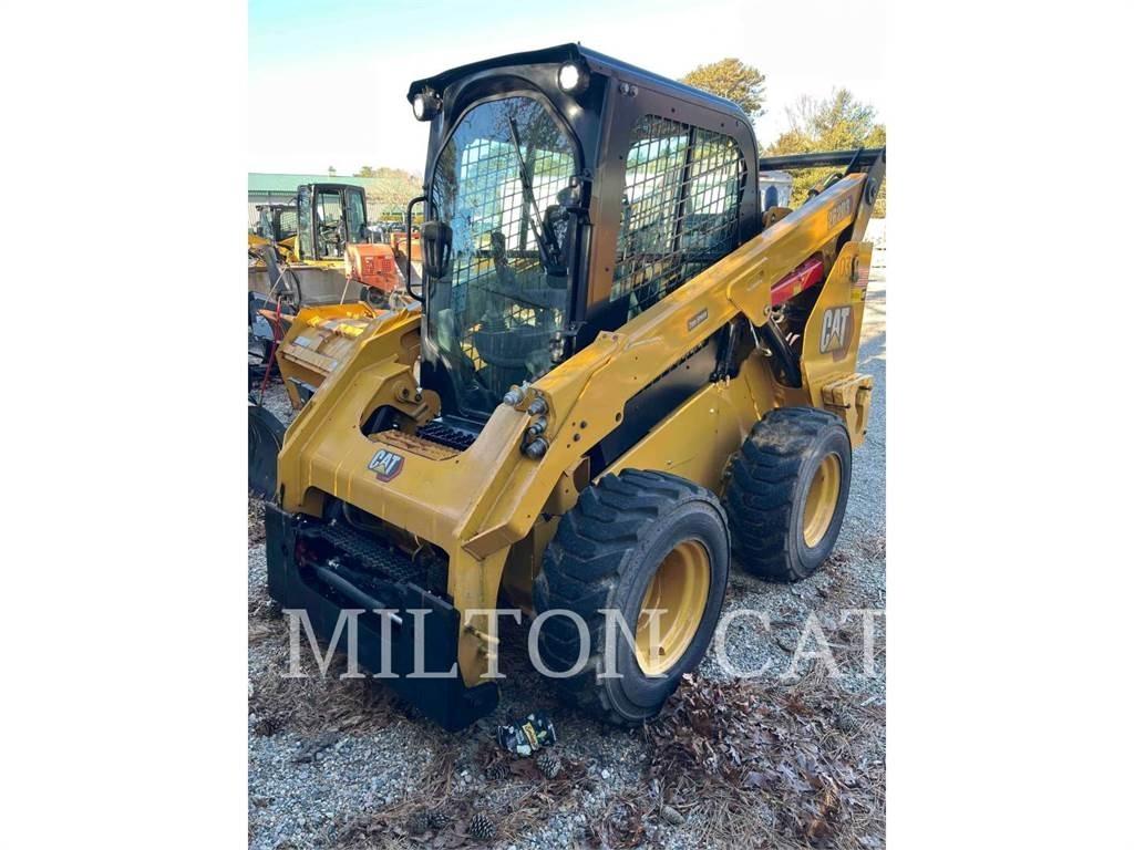 CAT 262D3 Ładowarki burtowe