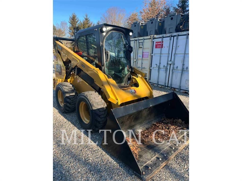 CAT 262D3 Ładowarki burtowe