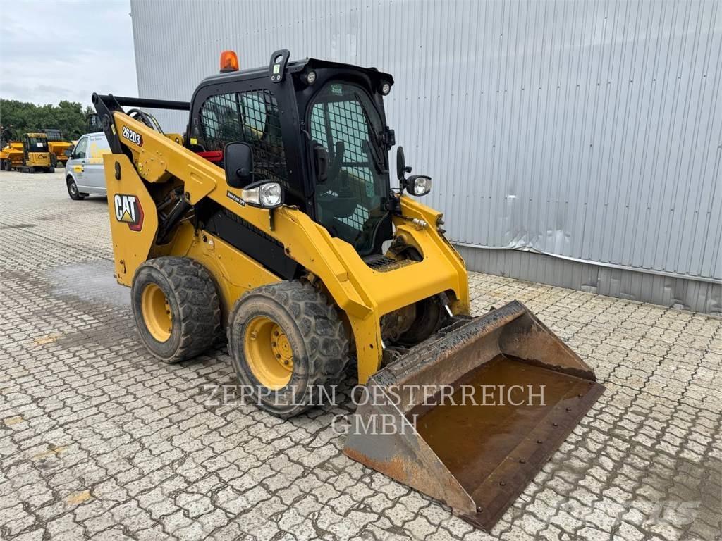 CAT 262D3 Ładowarki burtowe