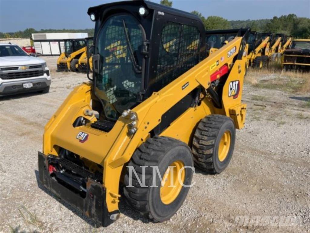 CAT 262D3 Ładowarki burtowe