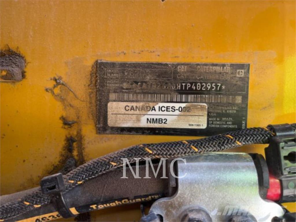 CAT 262D3 Ładowarki burtowe