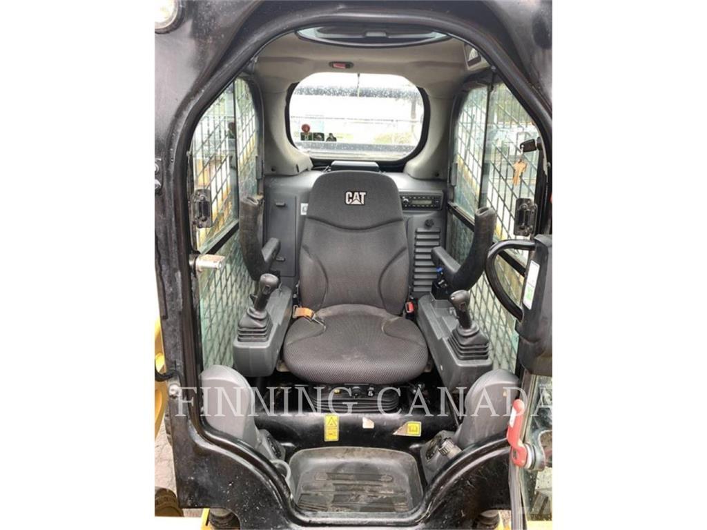 CAT 262D3 Ładowarki burtowe