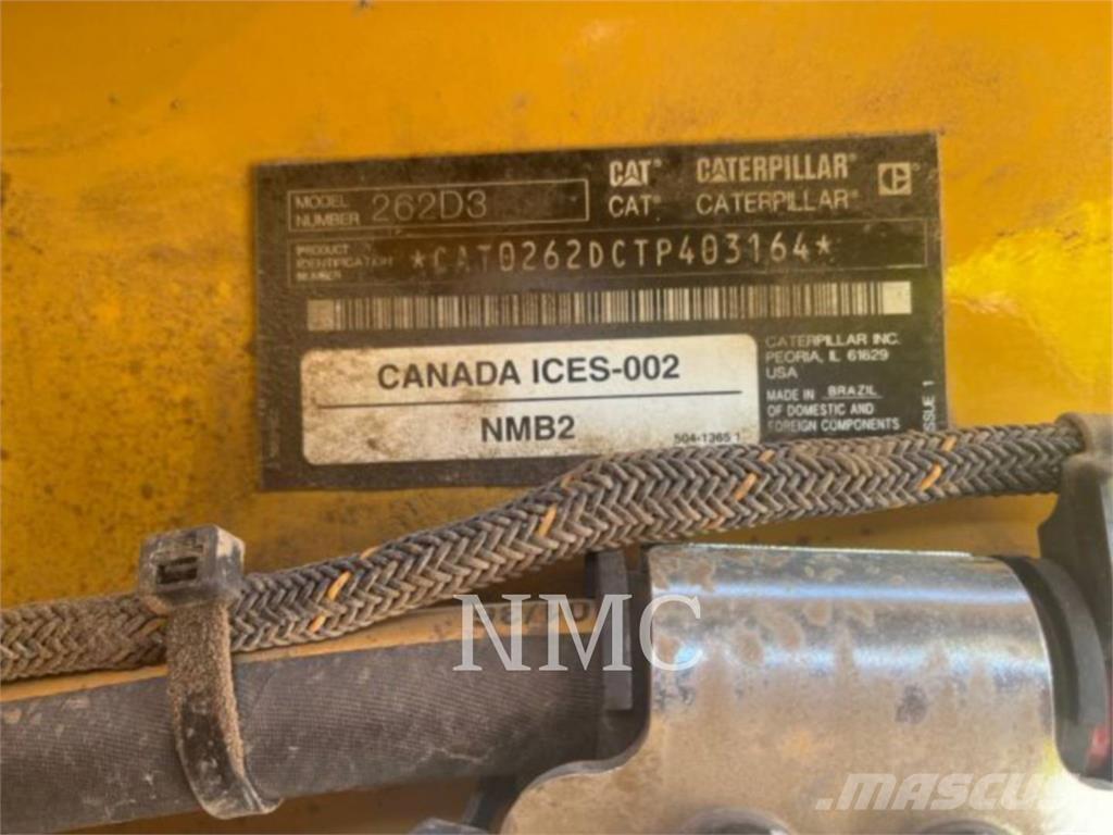 CAT 262D3 Ładowarki burtowe