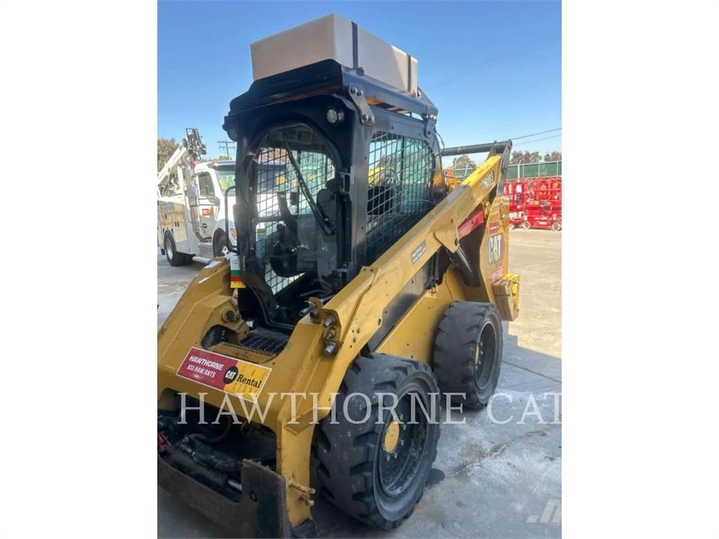 CAT 262D3 Ładowarki burtowe