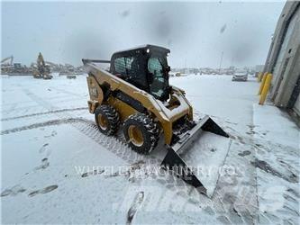 CAT 262D3 C3H2 Ładowarki burtowe