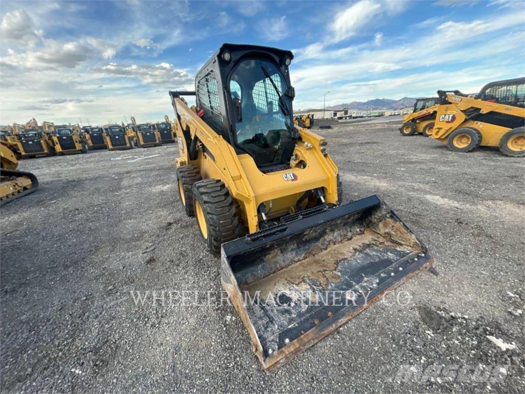 CAT 262D3 C3H2 Ładowarki burtowe