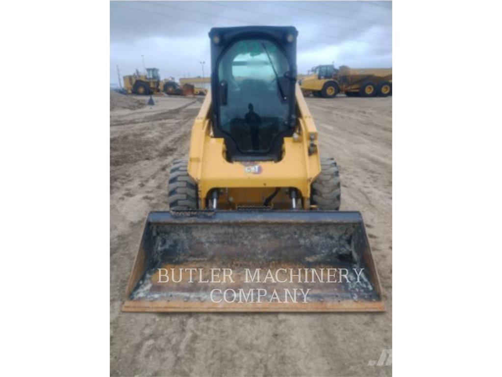 CAT 262D3 C3H3 Ładowarki burtowe