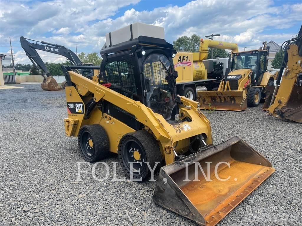 CAT 272D2 Ładowarki burtowe