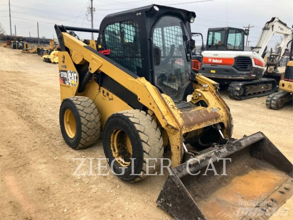 CAT 272D2 Ładowarki burtowe
